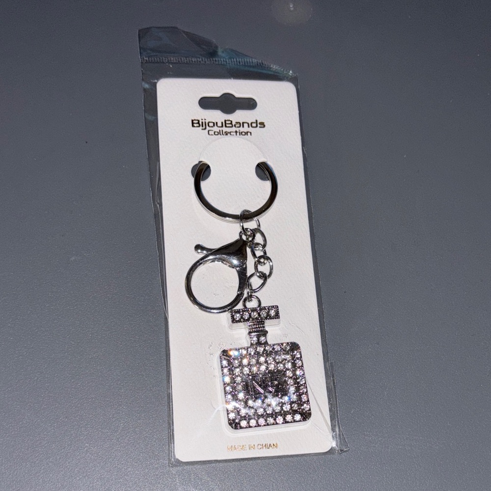 BijouBonds Silver Keychain with Rhinestones